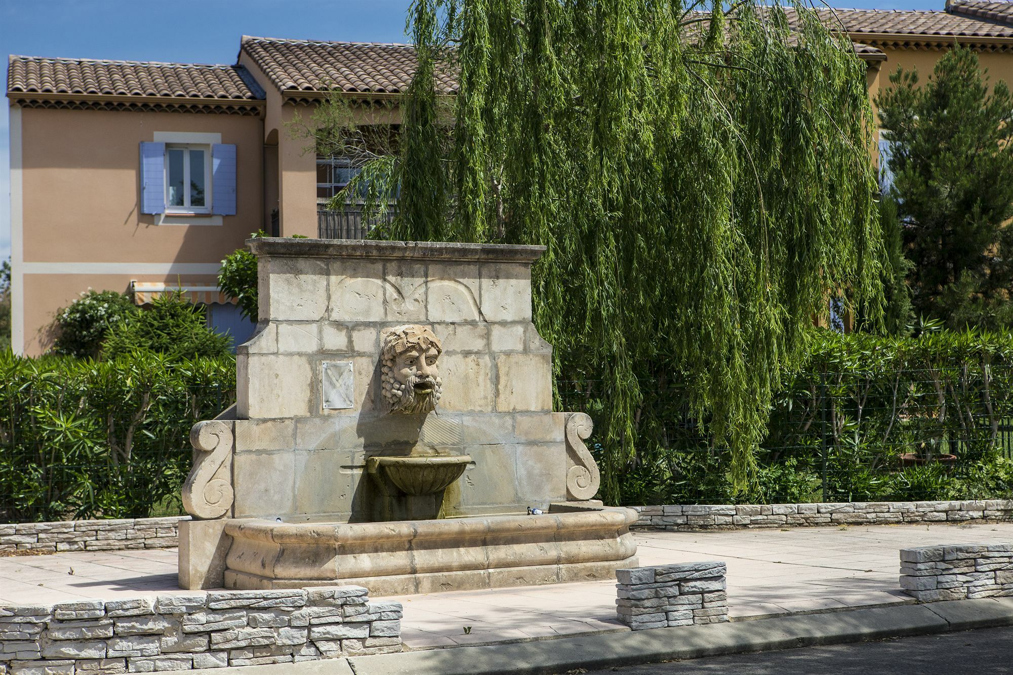 Sowell Residences Les Mazets Arles Exteriér fotografie